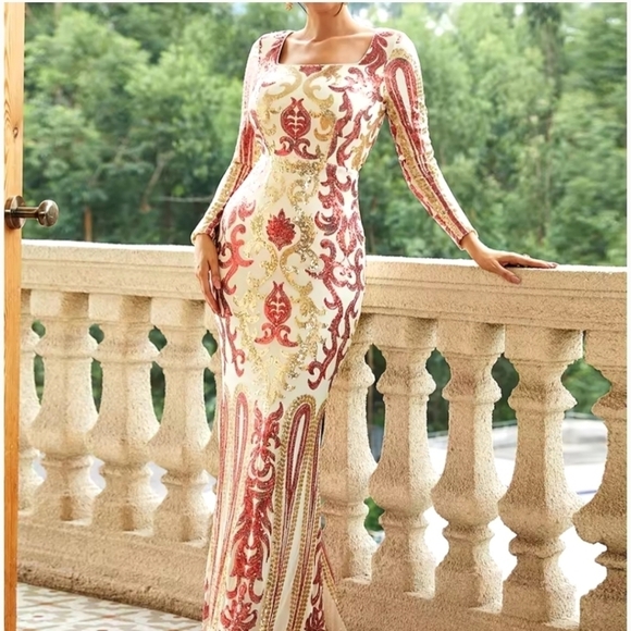 Red, Baroque Print, Square Neck, Long Sleeved, Sequined Mermaid Gown - Picture 6 of 10